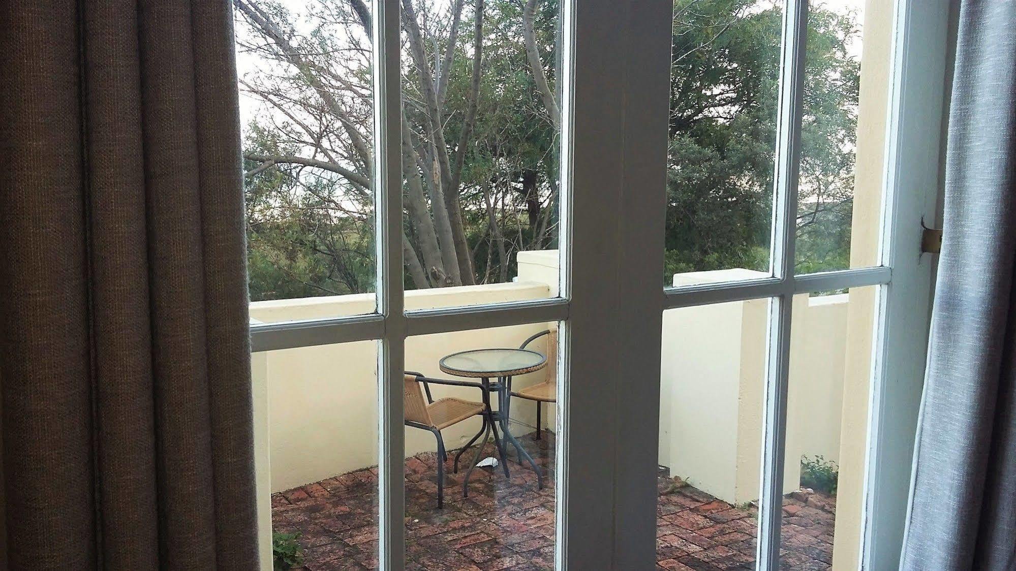 Bucaco Sud Guest House Bettyʼs Bay Exterior foto